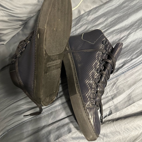 Size 12 no box excellent condition - Picture 5 of 10